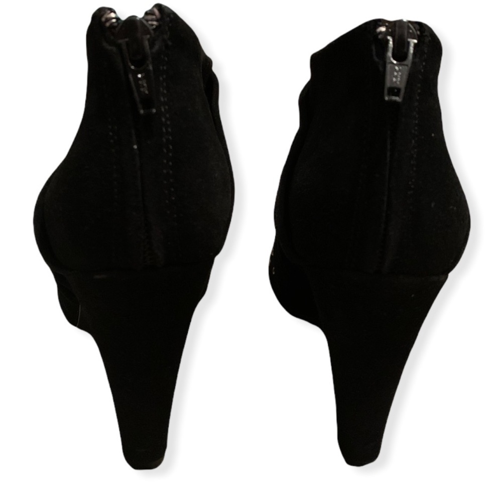 See By Chloe Black Suede Silver Studded Toe Heeled Ankle Booties Size 37.5 - Picture 6 of 9